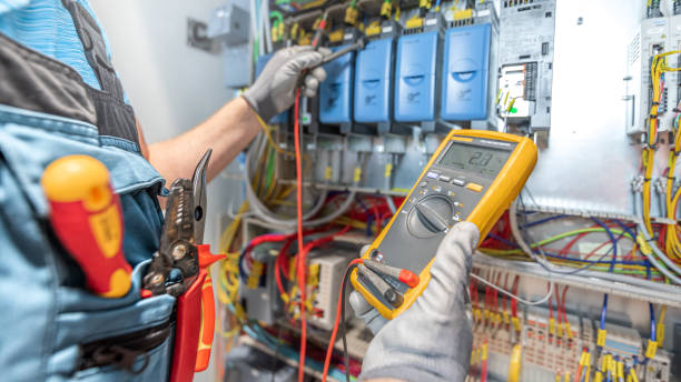 Best Affordable Emergency Electrician  in Suffolk, VA